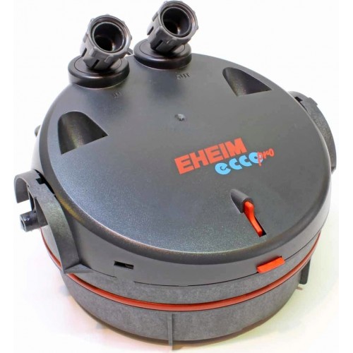 La tête de la pompe ici est Eheim