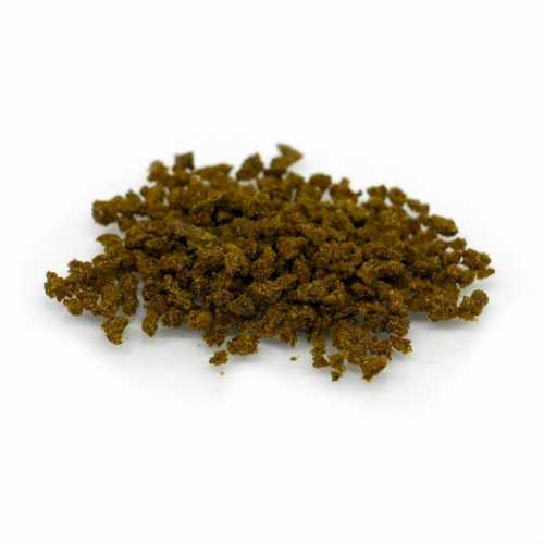 Pellets color, granulated feed to enhance the...