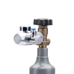 Aqua Art CO2 Reducer - CO2 cylinder pressure reducer to a pressure gauge (standard W21.8-14 connection)
